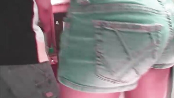 Amber awek sanggap Cox yang seksi menghisap dildo untuk menunjukkan kebolehan menghisap zakarnya