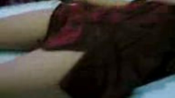 Tamara remaja yang cantik belajar dengan Matthew dan awek sangap batang kemudiannya menggilap pukinya dengan baik